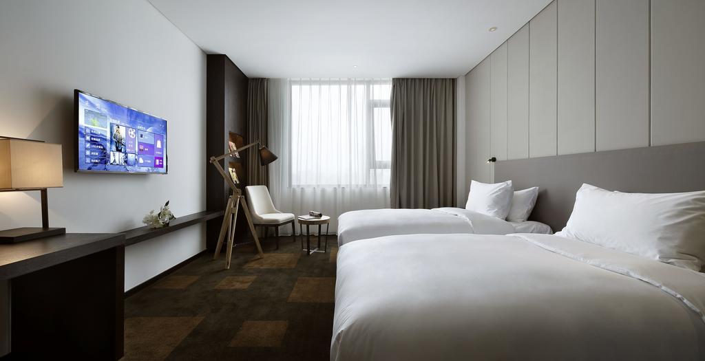 Ease House Luoyang Hotel Луоян Стая снимка